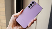 Samsung Galaxy S22 Plus vs realme GT 2 Pro, Mana yang Lebih Worth It?